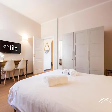 公寓 Aquarium 3'| 2br| Lift | Wifi | Train Station | By Tilo *