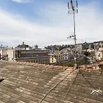 Aquarium 3'| 2br| Lift | Wifi | Train Station | By Tilo