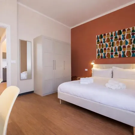 Aquarium 3'| 2br| Lift | Wifi | Train Station | By Tilo Apartamento Génova