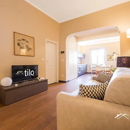 Aquarium 3'| 2br| Lift | Wifi | Train Station | By Tilo